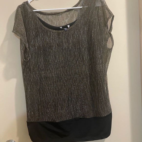 Reitmans Shimmering Silver and Black Blouse - Picture 3 of 6